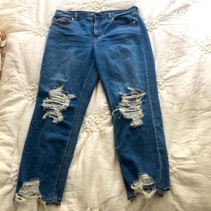 Mom Jeans American Eagle